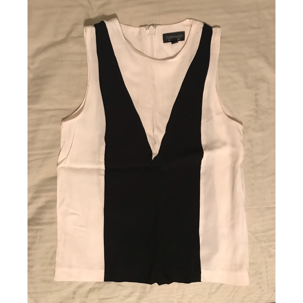 Topshop Black & White Top, Sz 2, EUC